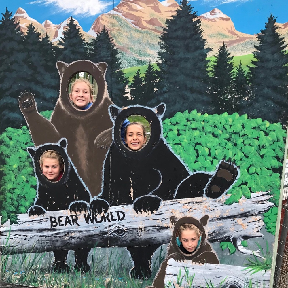 Meet your Posher, Olivia